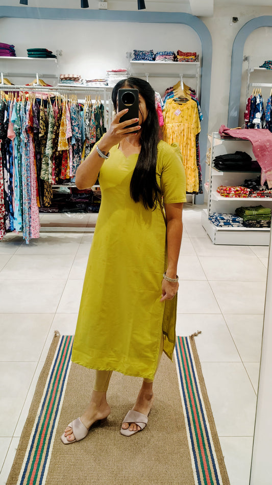 Premium Raw Silk Kurti (With Lining) Non-Feeding