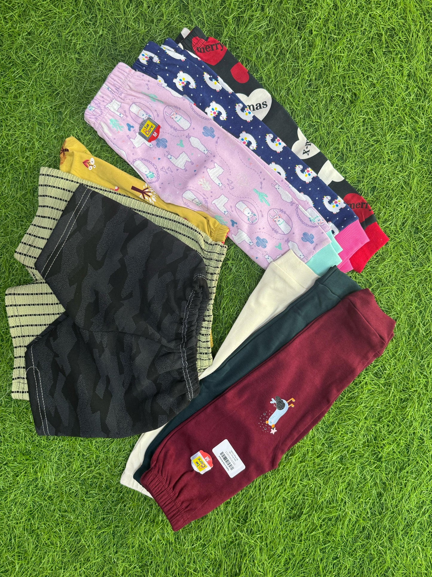 Combo of 3 pants(Random prints)@499+ ship & get 3 shorts free