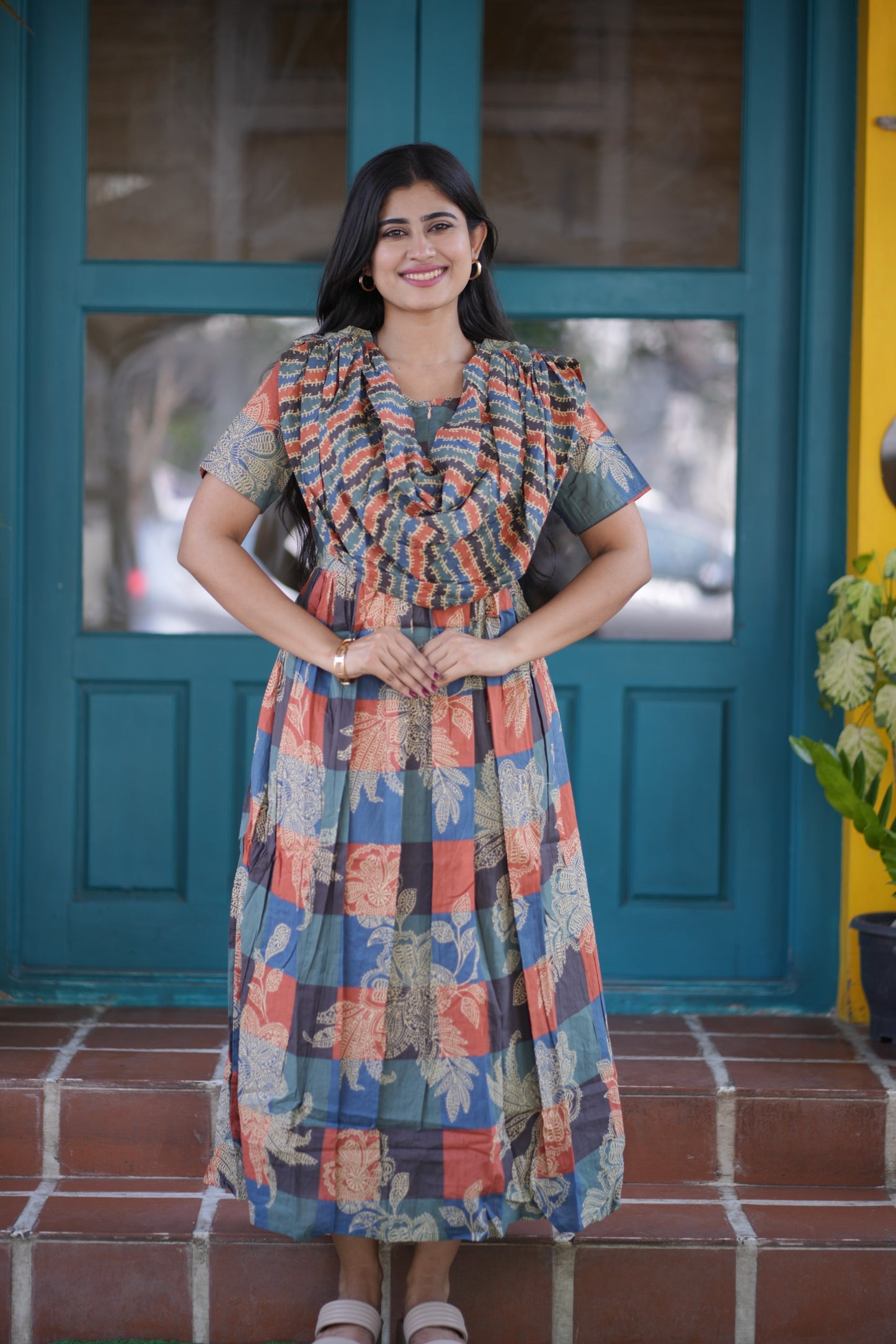 2 in 1 Cotton Maxi with Detachable Duppata ( Centre zip and Lining attached) FC009