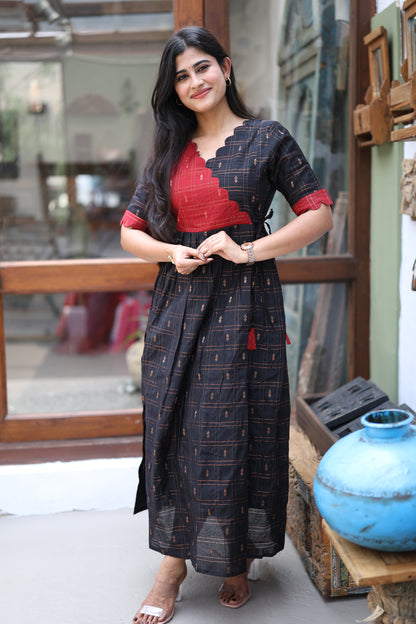 Premium Ethnic Raw Silk Scallop Maxi-Feeding(With Lining)FC0020