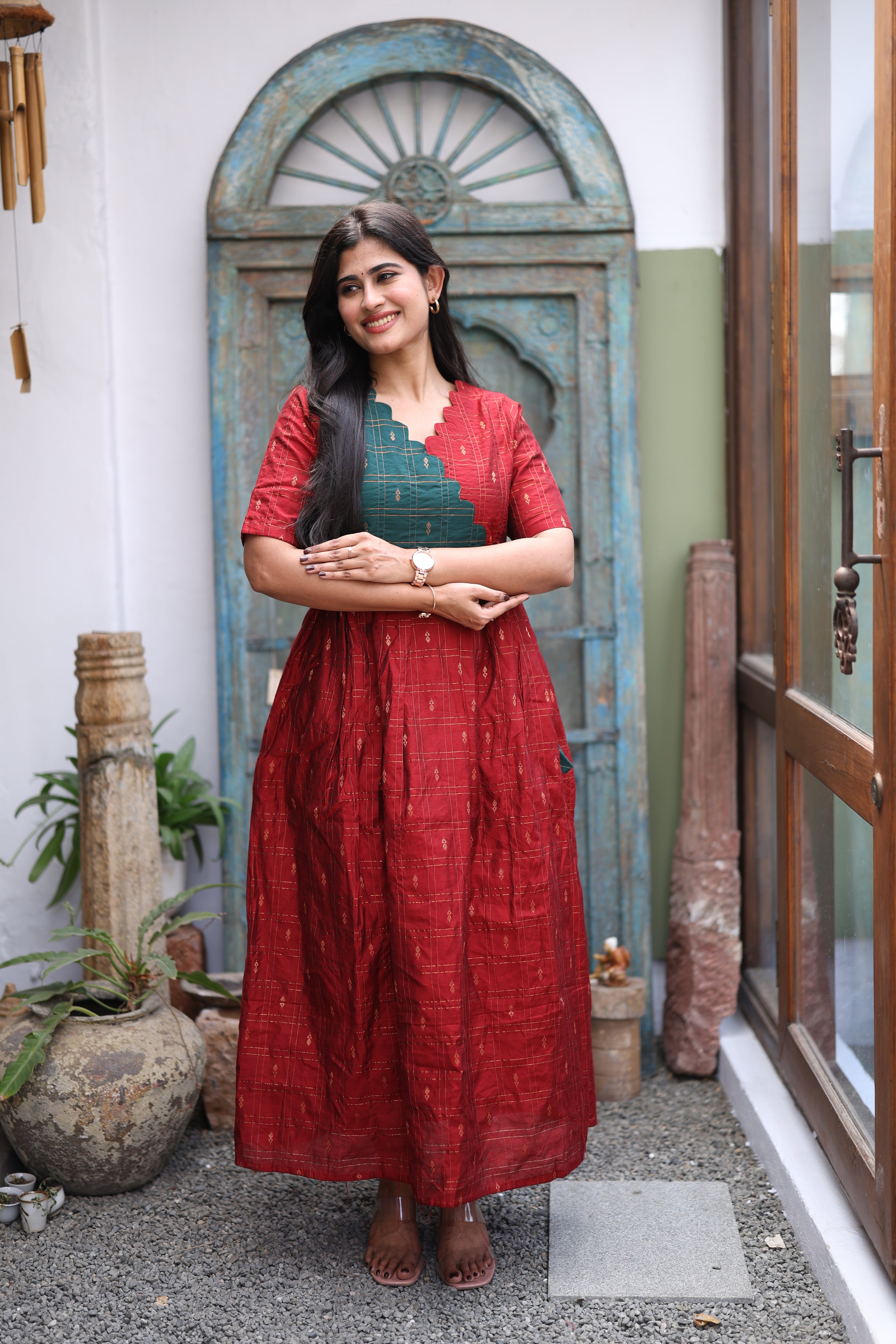 Premium Ethnic Raw Silk Scallop Maxi-Feeding(With Lining)
