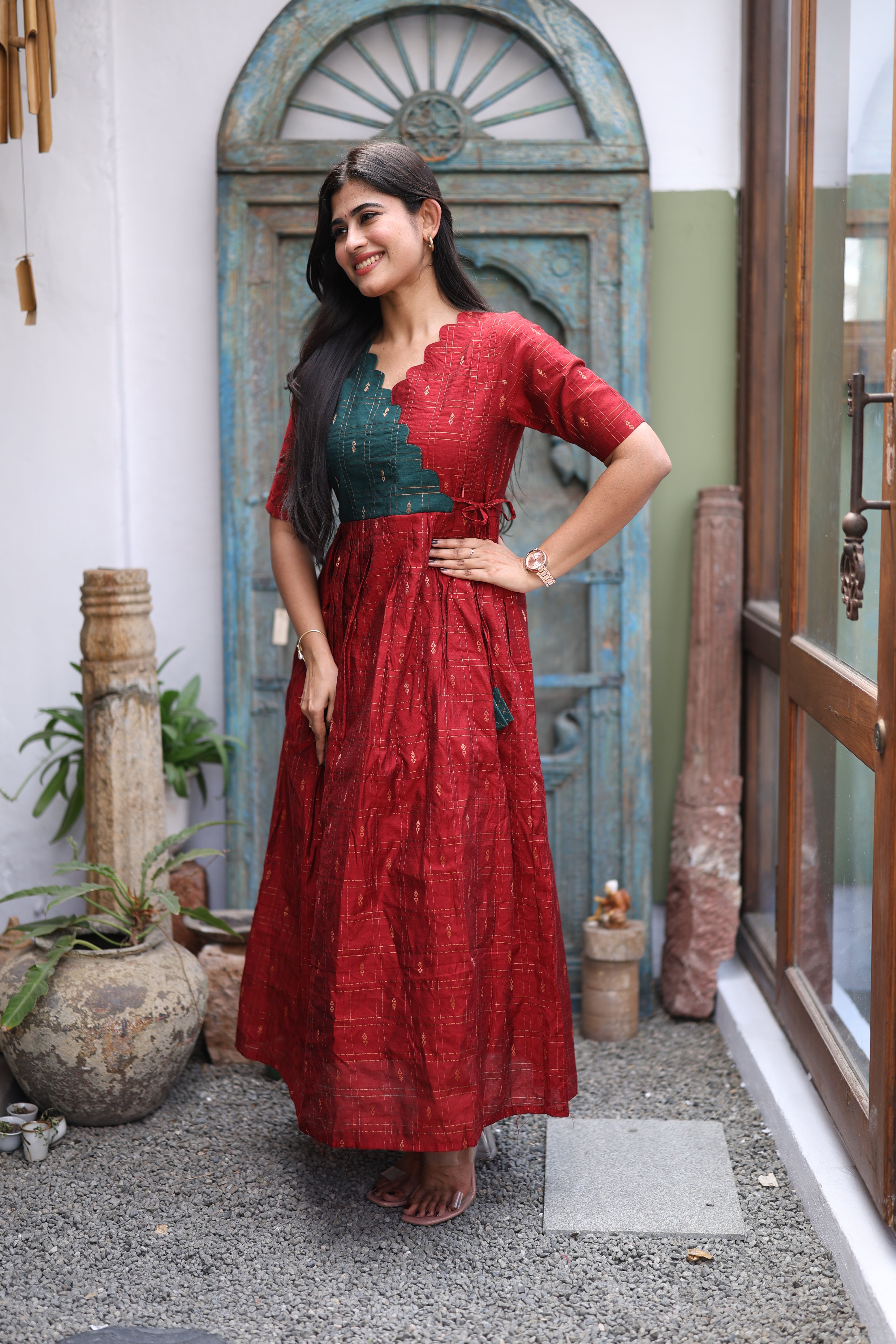 Premium Ethnic Raw Silk Scallop Maxi-Feeding(With Lining)