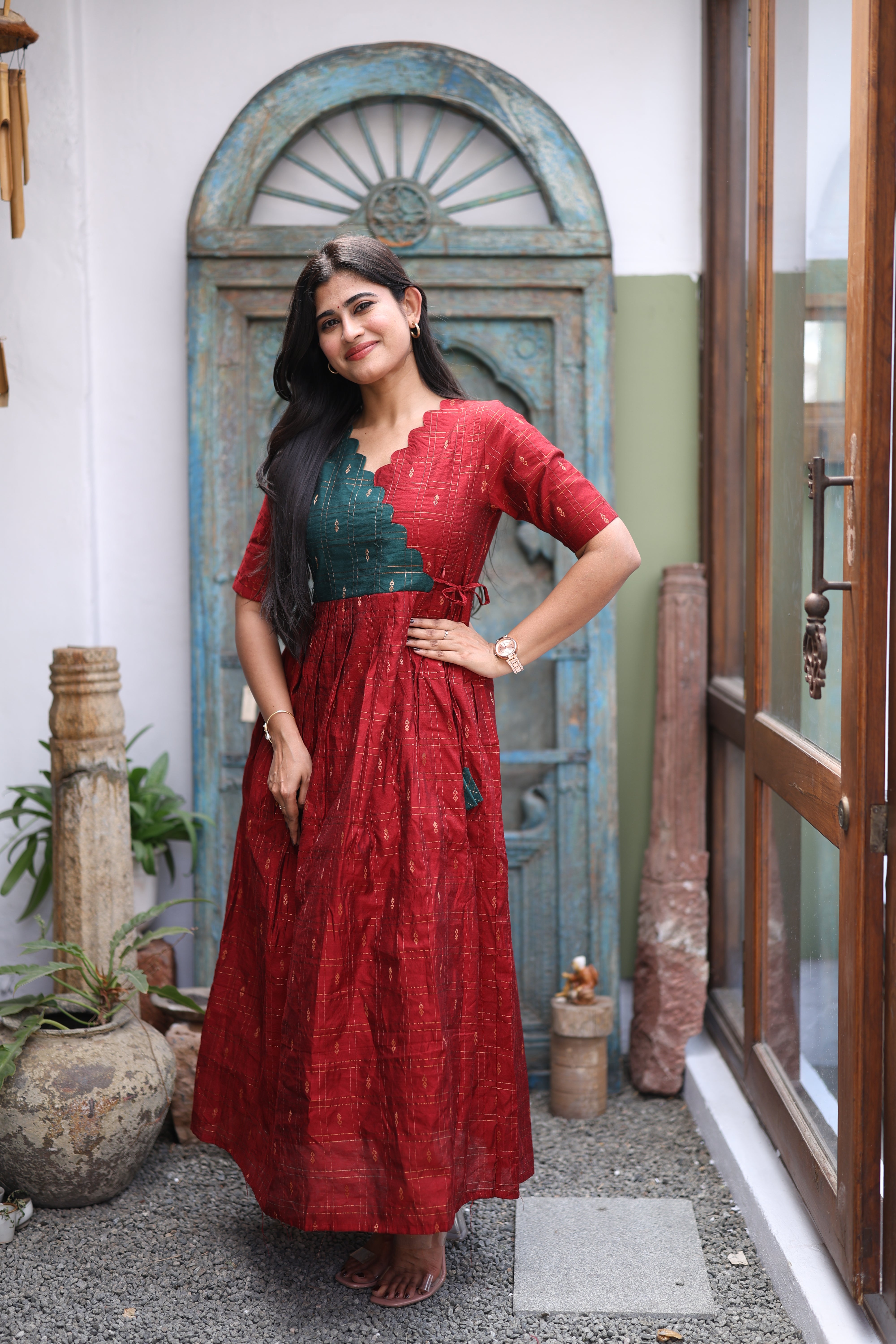 Premium Ethnic Raw Silk Scallop Maxi-Feeding(With Lining)