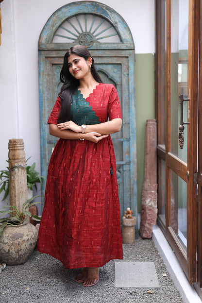 Premium Ethnic Raw Silk Scallop Maxi-Feeding(With Lining)FC0019