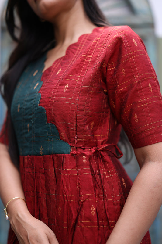 Premium Ethnic Raw Silk Scallop Maxi-Feeding(With Lining)FC0019