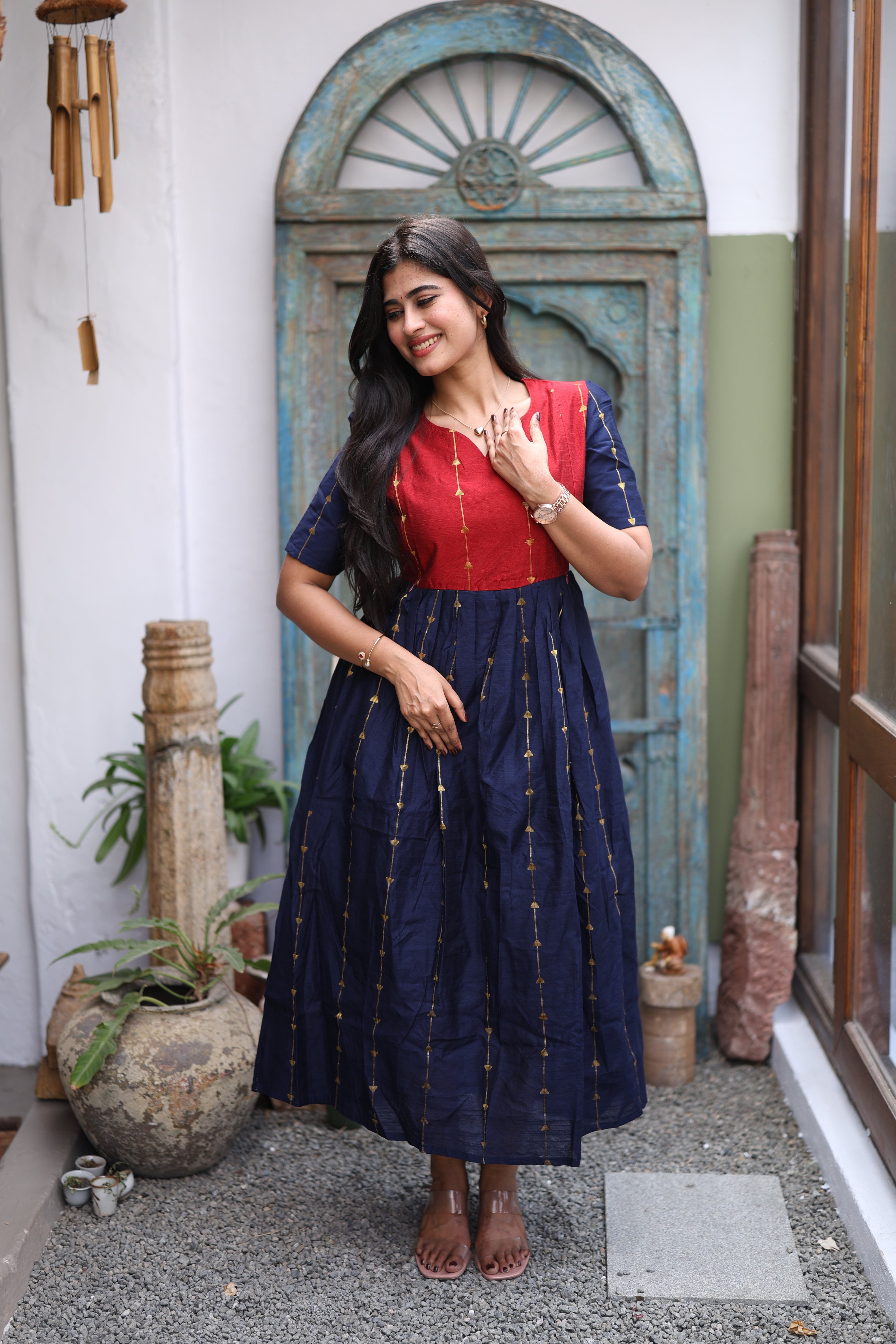 Premium Ethnic Raw Silk Butta Maxi-Feeding(With Lining)