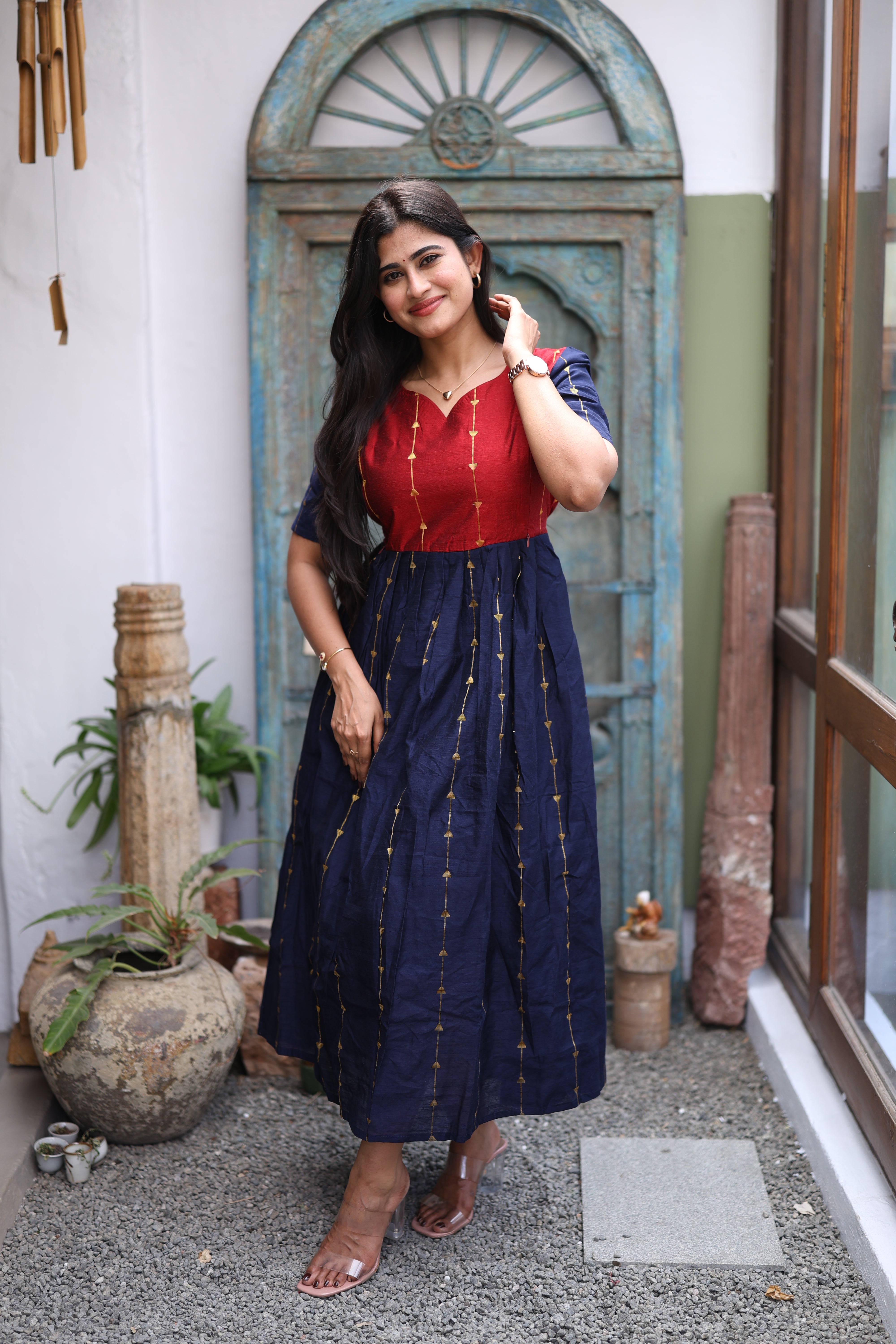 Premium Ethnic Raw Silk Butta Maxi-Feeding(With Lining)