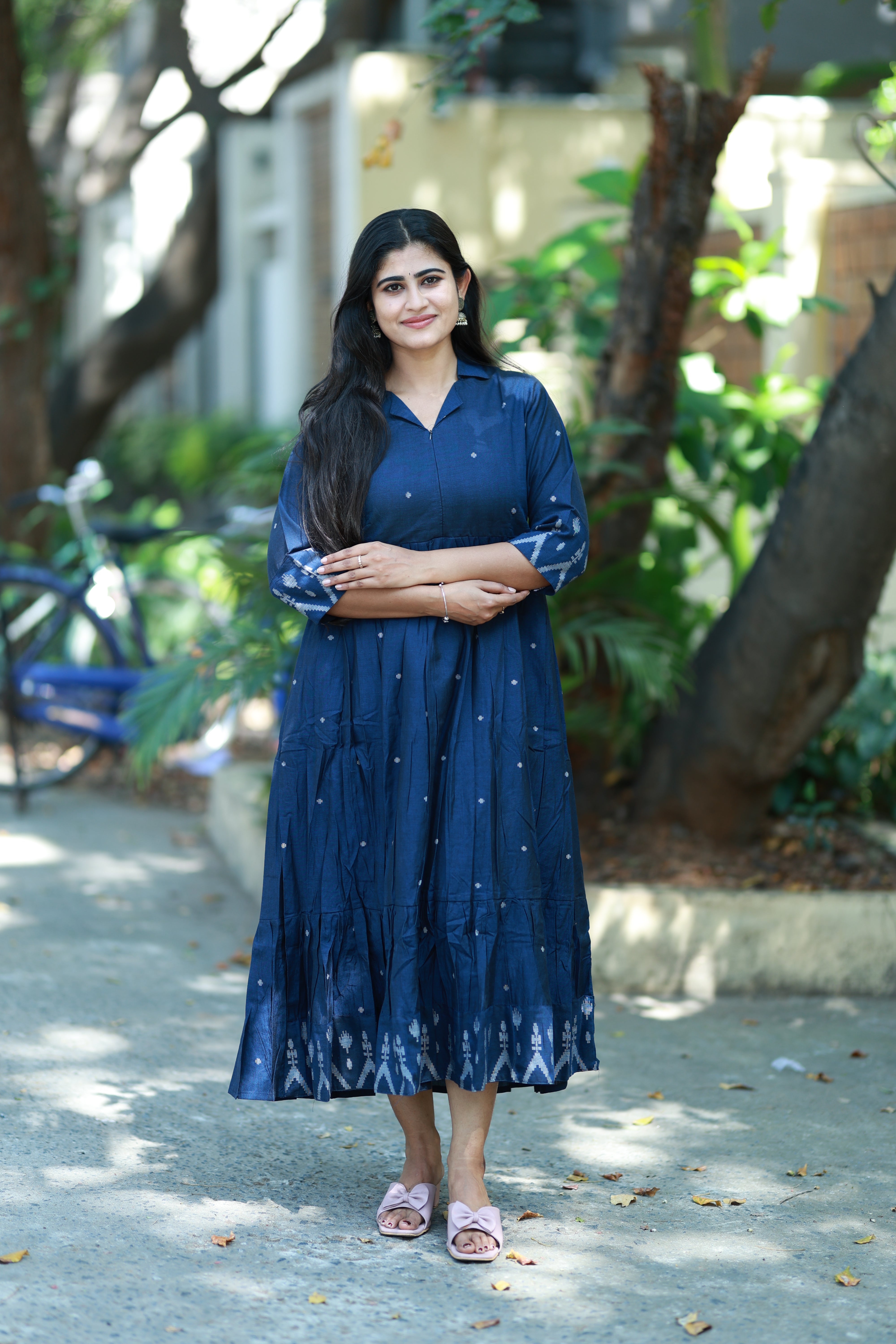 Premium Cotton Jamdani Maxi Centre Zip  ( with cotton Lining )