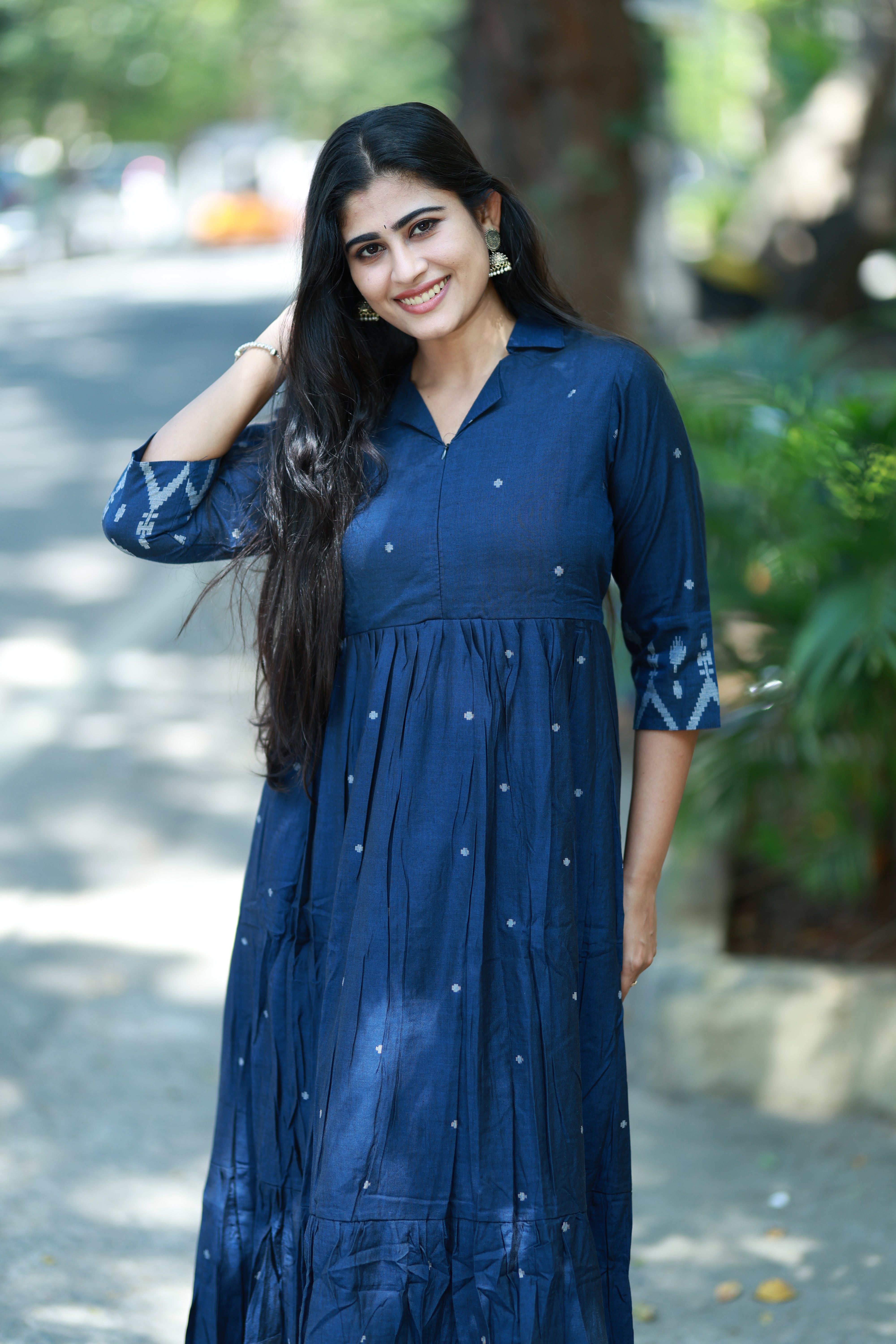 Premium Cotton Jamdani Maxi Centre Zip  ( with cotton Lining )