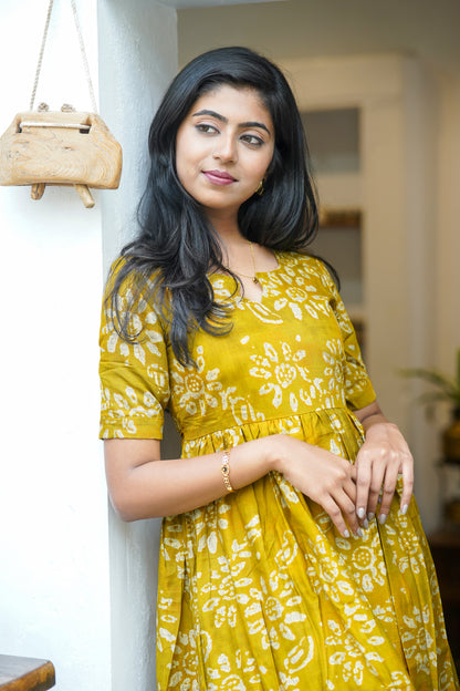Premium Cotton Maxi ( with cotton Lining ) [Exclusive Non-Feeding]