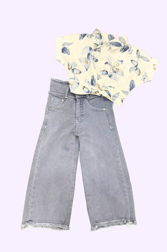 Girls Western Top and Loose Fit Pant 32