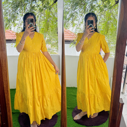 Premium Ethnic Handloom Silk  Cotton Butta Maxi-Feeding/Non Feeding(With Lining)