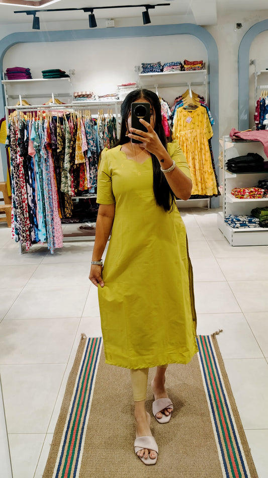 Premium Raw Silk Kurti (With Lining) Non-Feeding
