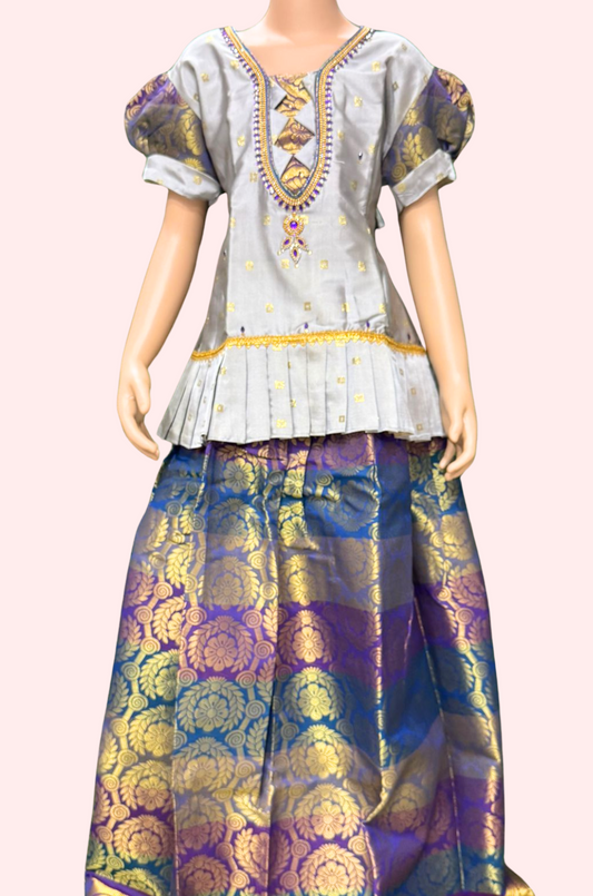 gray stoned pattu set
