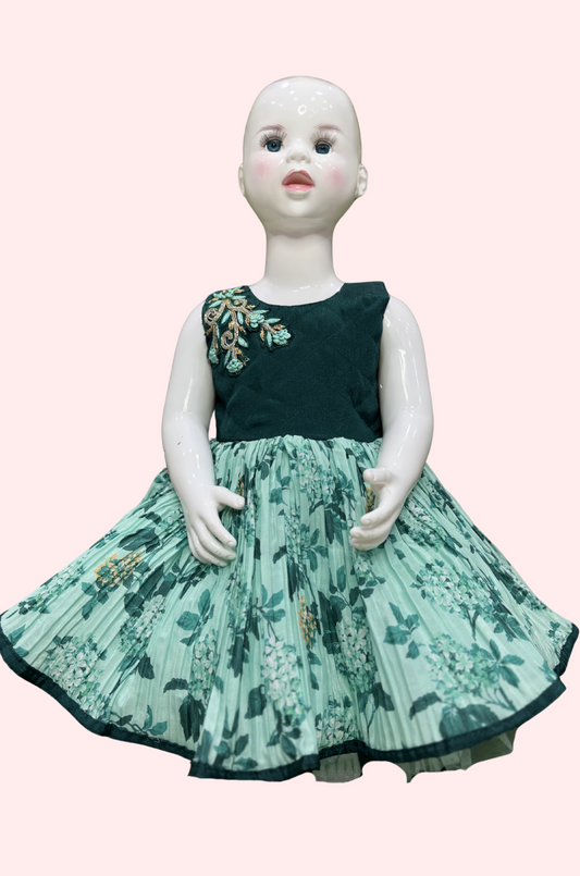 Kids Designer Frocks Sleeve Less 03