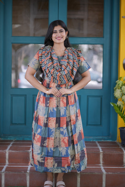 2 in 1 Cotton Maxi with Detachable Duppata ( Centre zip and Lining attached) FC009
