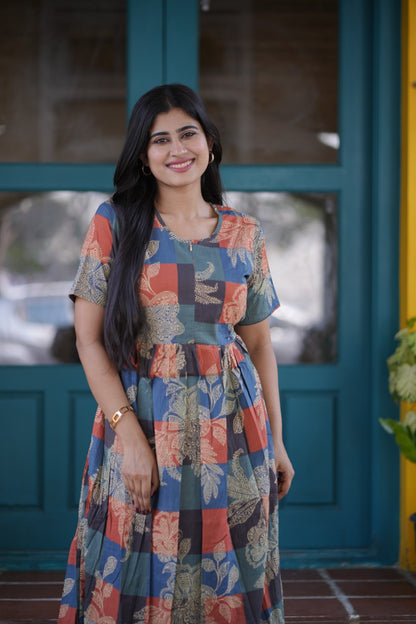 2 in 1 Cotton Maxi with Detachable Duppata ( Centre zip and Lining attached) FC009