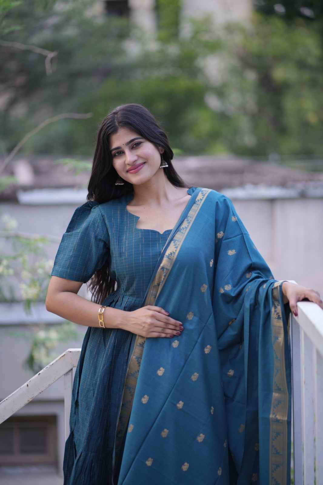 Premium Ethnic Raw Silk Maxi and Duppata-Feeding(With Lining)-FC001