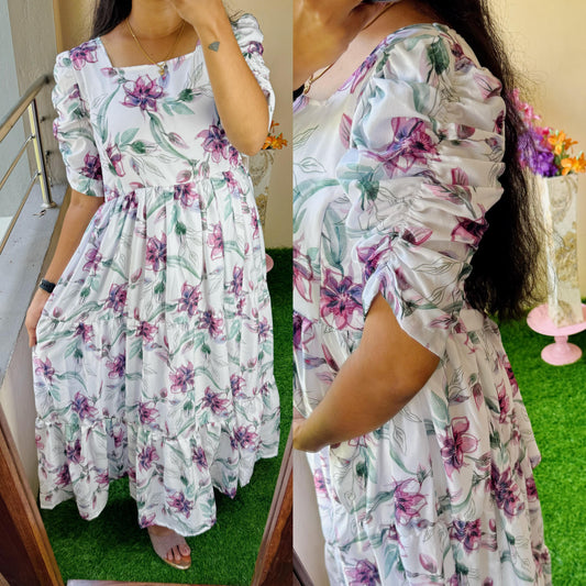 Premium 3 tier Delta Maxi with both side feeding zips
