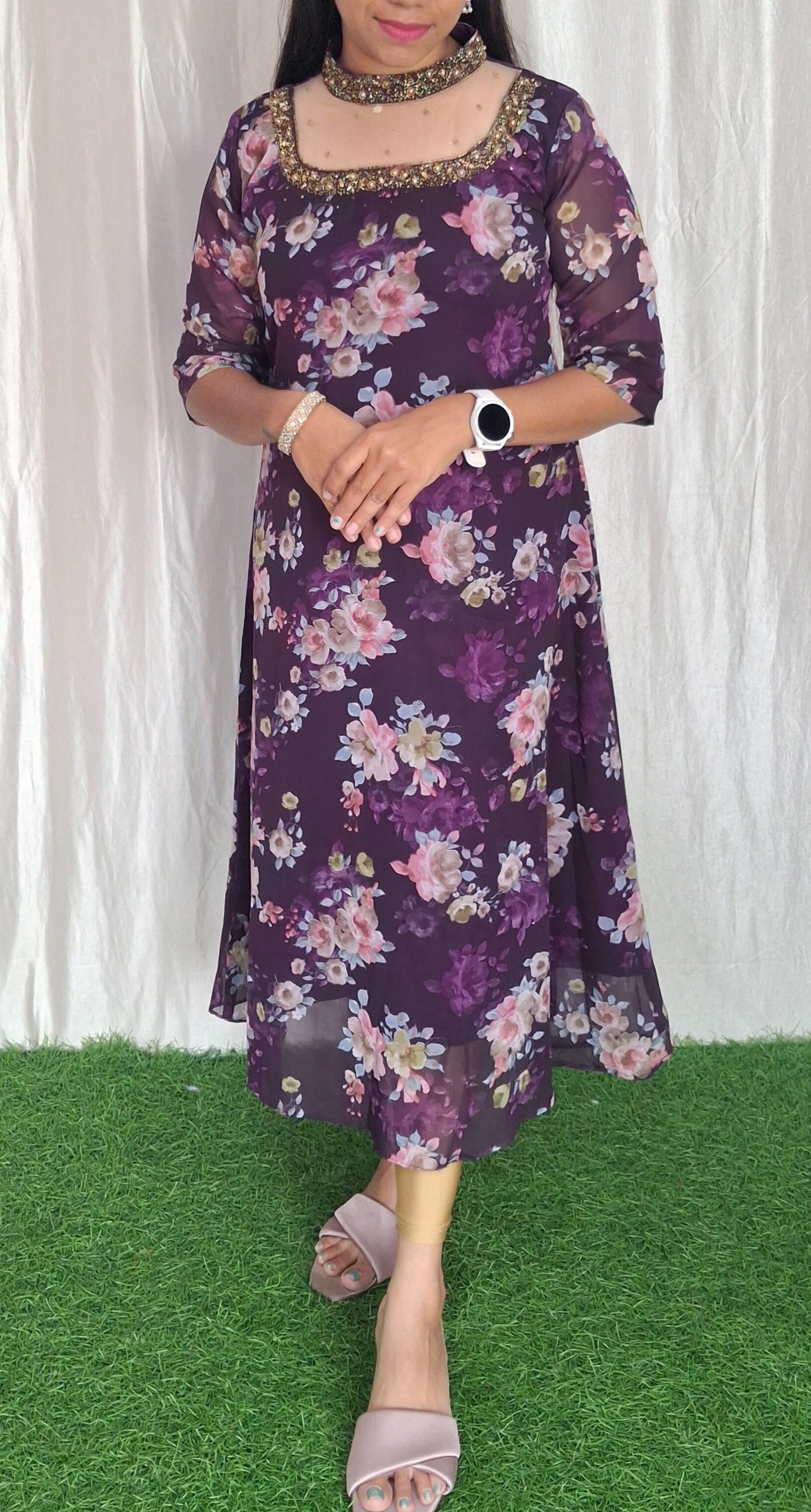 Jewel neck  Handwork Kurti with Lining ( Non Feeding only)-043