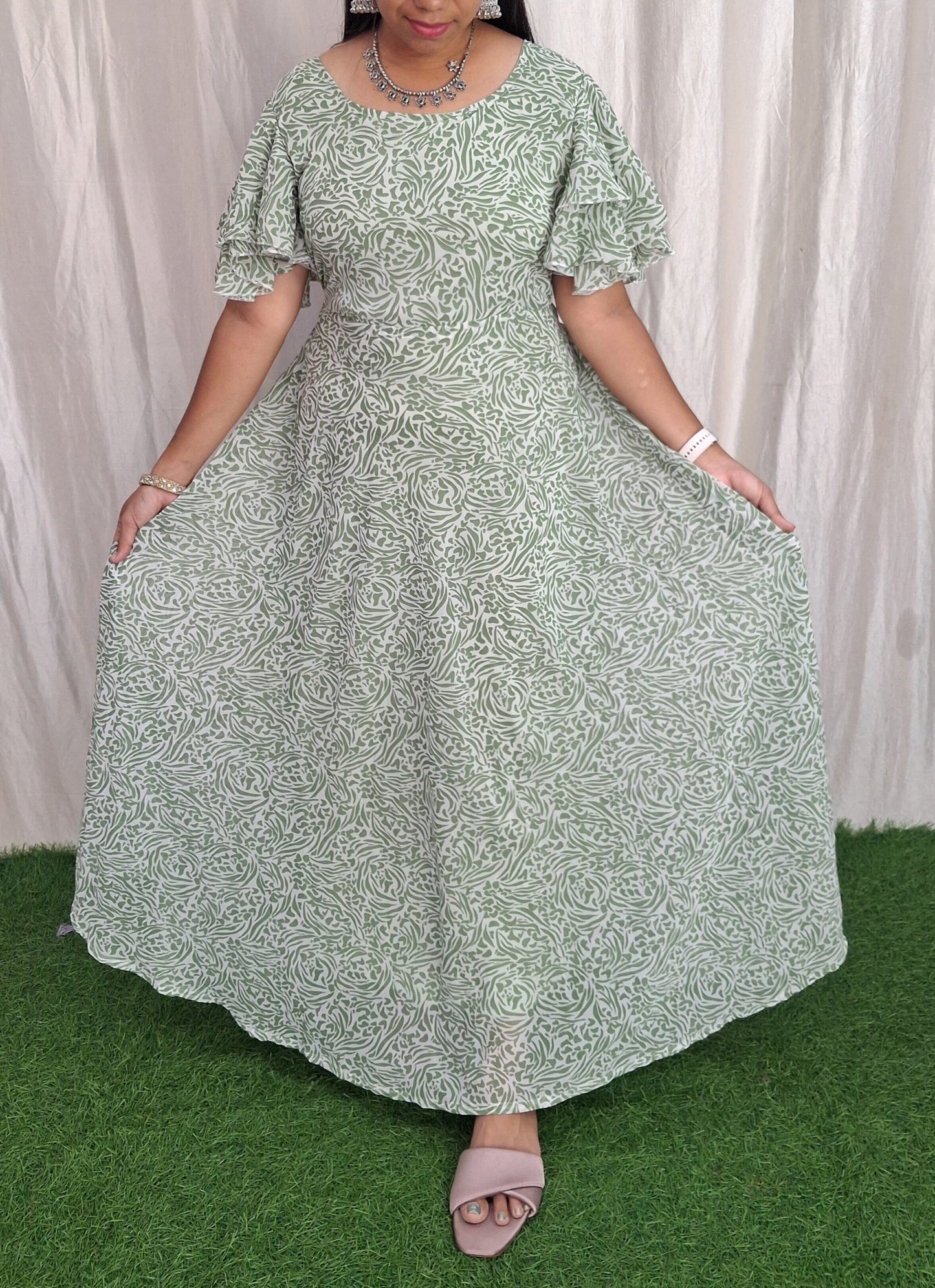 Georgette Maxi Short Sleeves inside(with Lining) ( Non Feeding only)