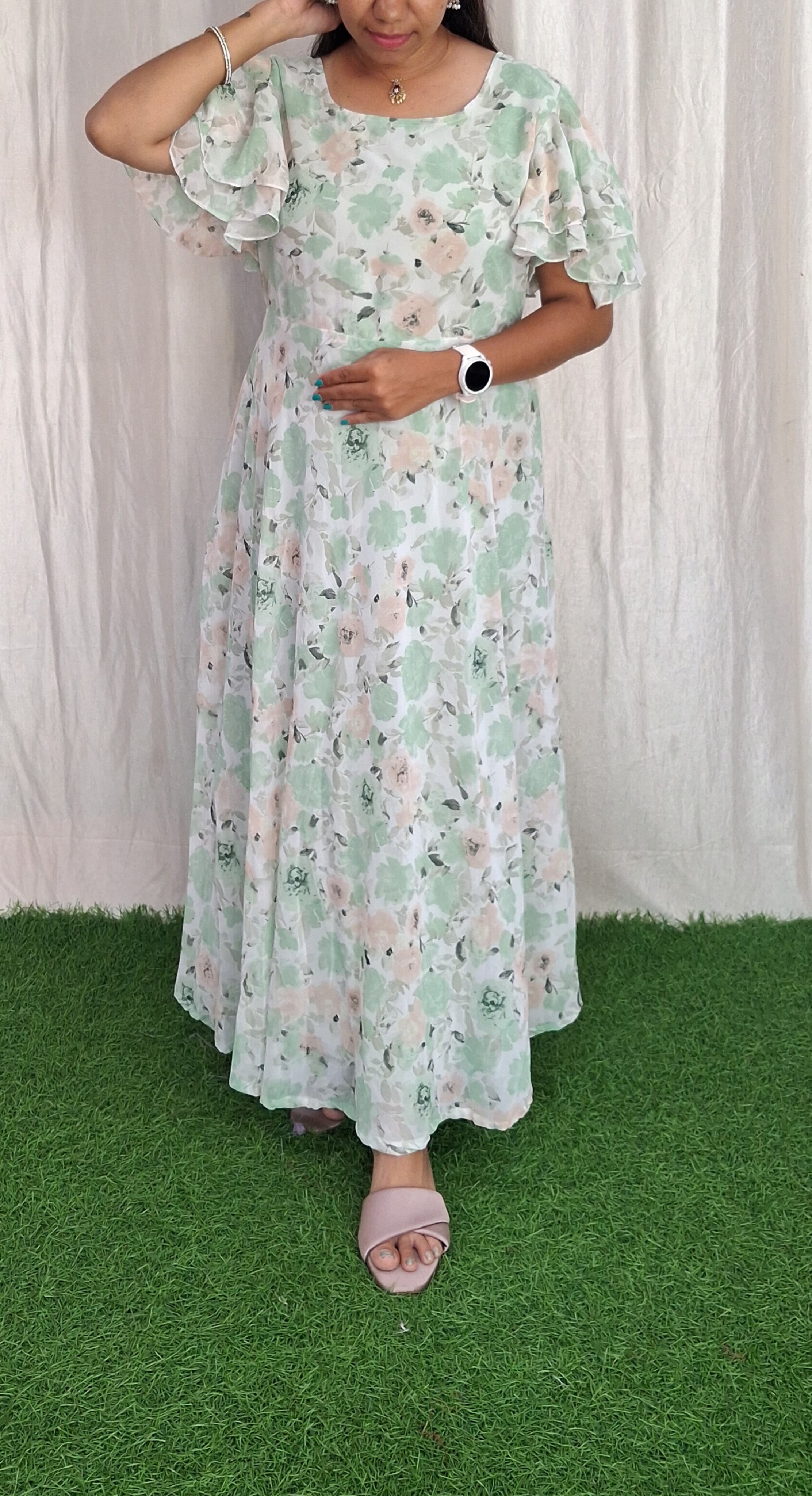 Georgette Maxi short Sleeves inside(with Lining) ( Non Feeding only)