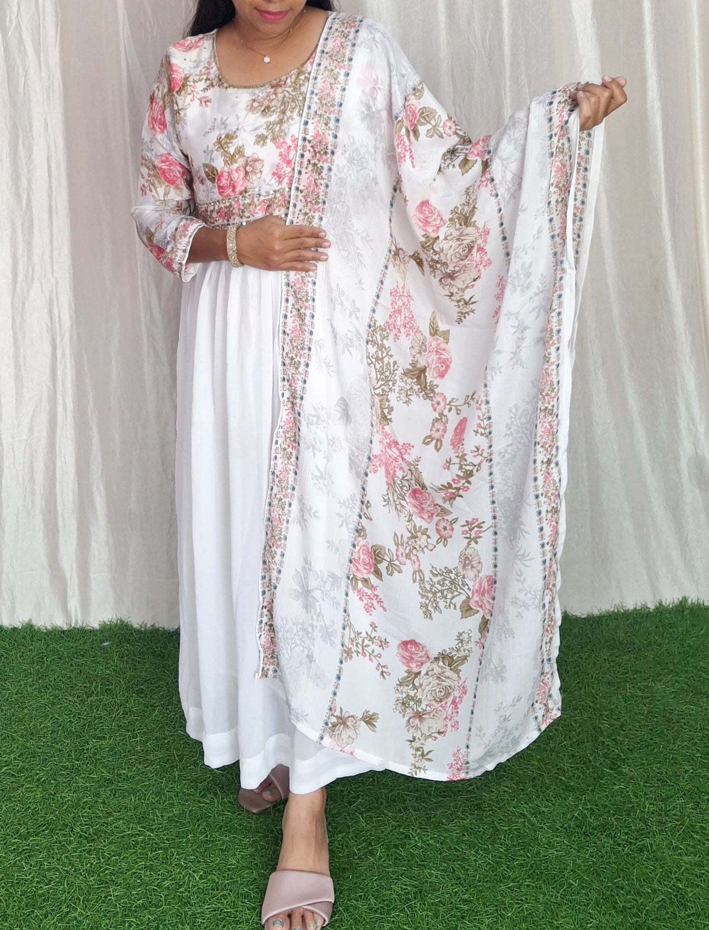 Georgette Work Kurti with Duppata( Non Feeding only)