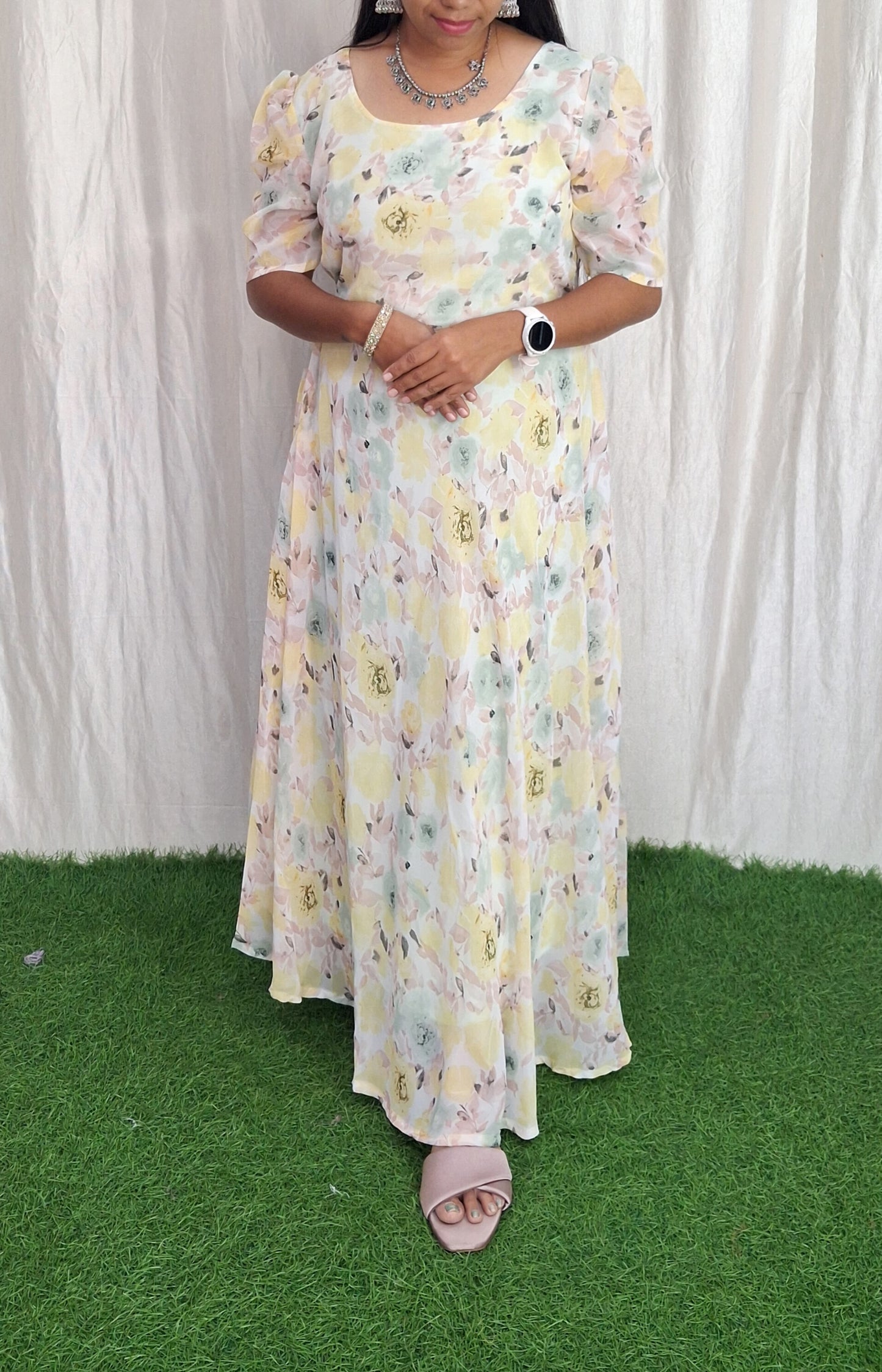 Georgette Maxi (with Lining) ( Non Feeding only)