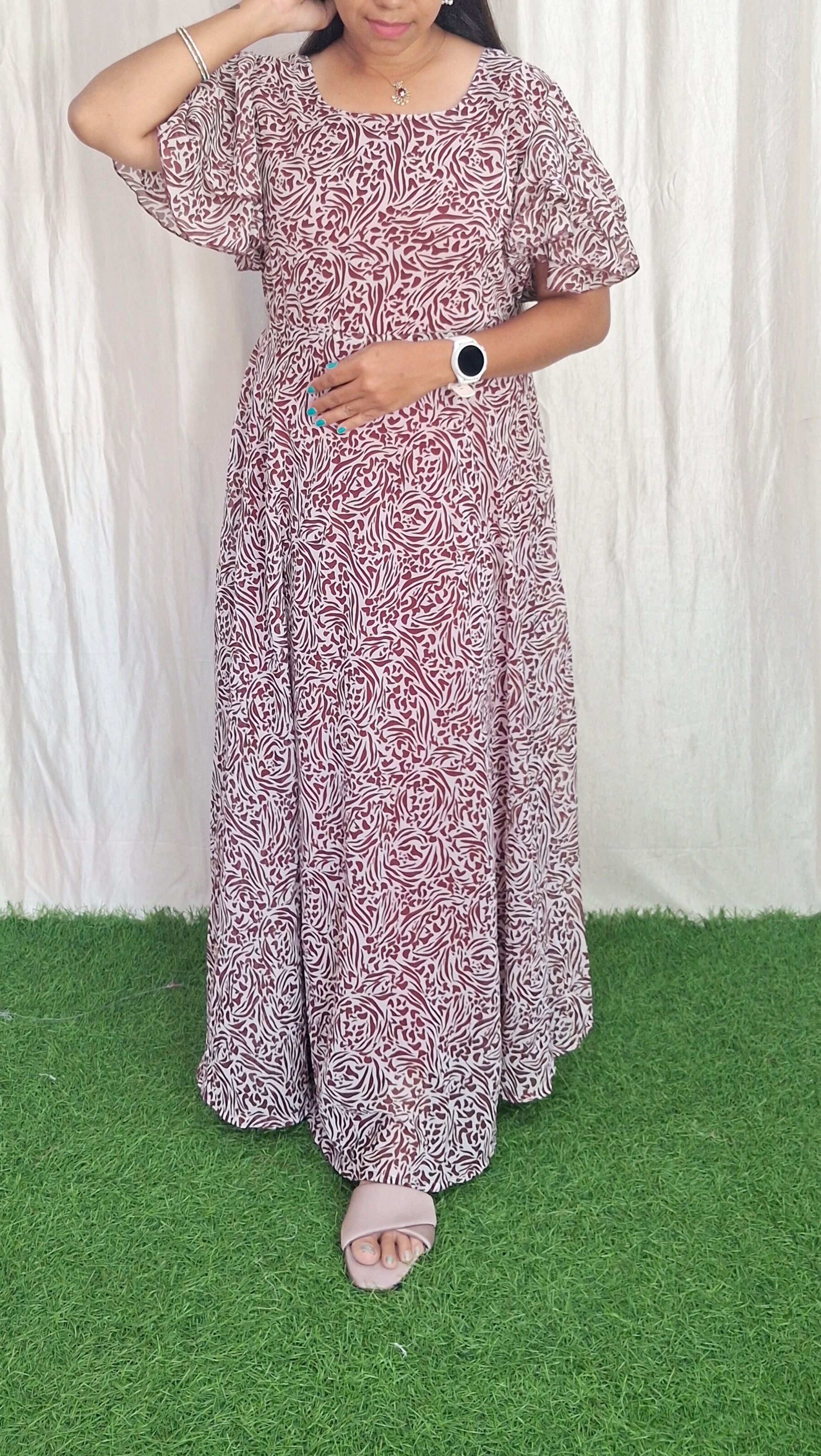 Georgette Maxi short Sleeves inside(with Lining) ( Non Feeding only)