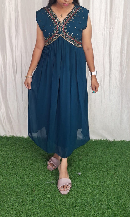 Sleeveless Handwork Georgette Dress with Lining ( Non Feeding only)-038